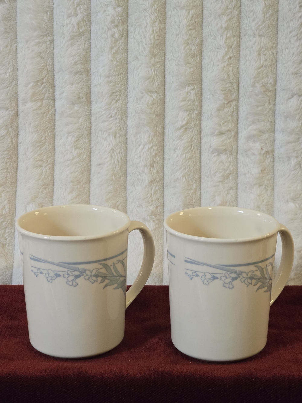 Vintage Corning Corelle Blue Lily Coffee Mugs Set of 2 USA Made